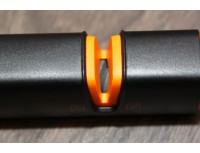 Точилка для топоров и ножей Fiskars Xsharp