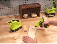 ONE + / Термоклеевой пистолет RYOBI RGLM18-0 (без батареи)
